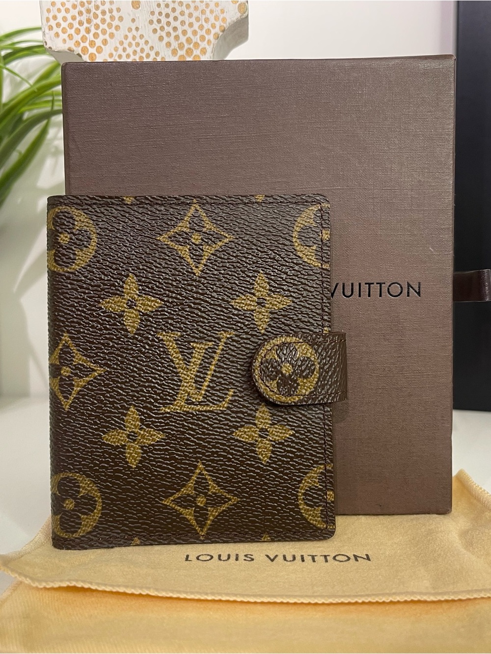 Louis Vuitton Monogram Mini Agenda/Card Holder